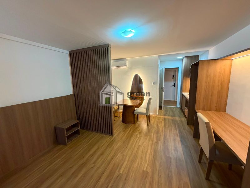 Conjugado-Bueno-Studios-Lifestyle-Centro